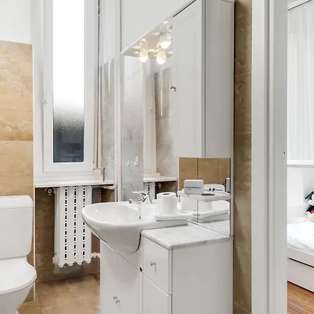 In - Happy Apartment Lugano